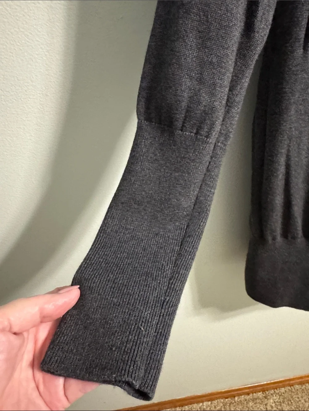 White House Black Market Charcoal Gray Lightweight Boatneck Sweater M